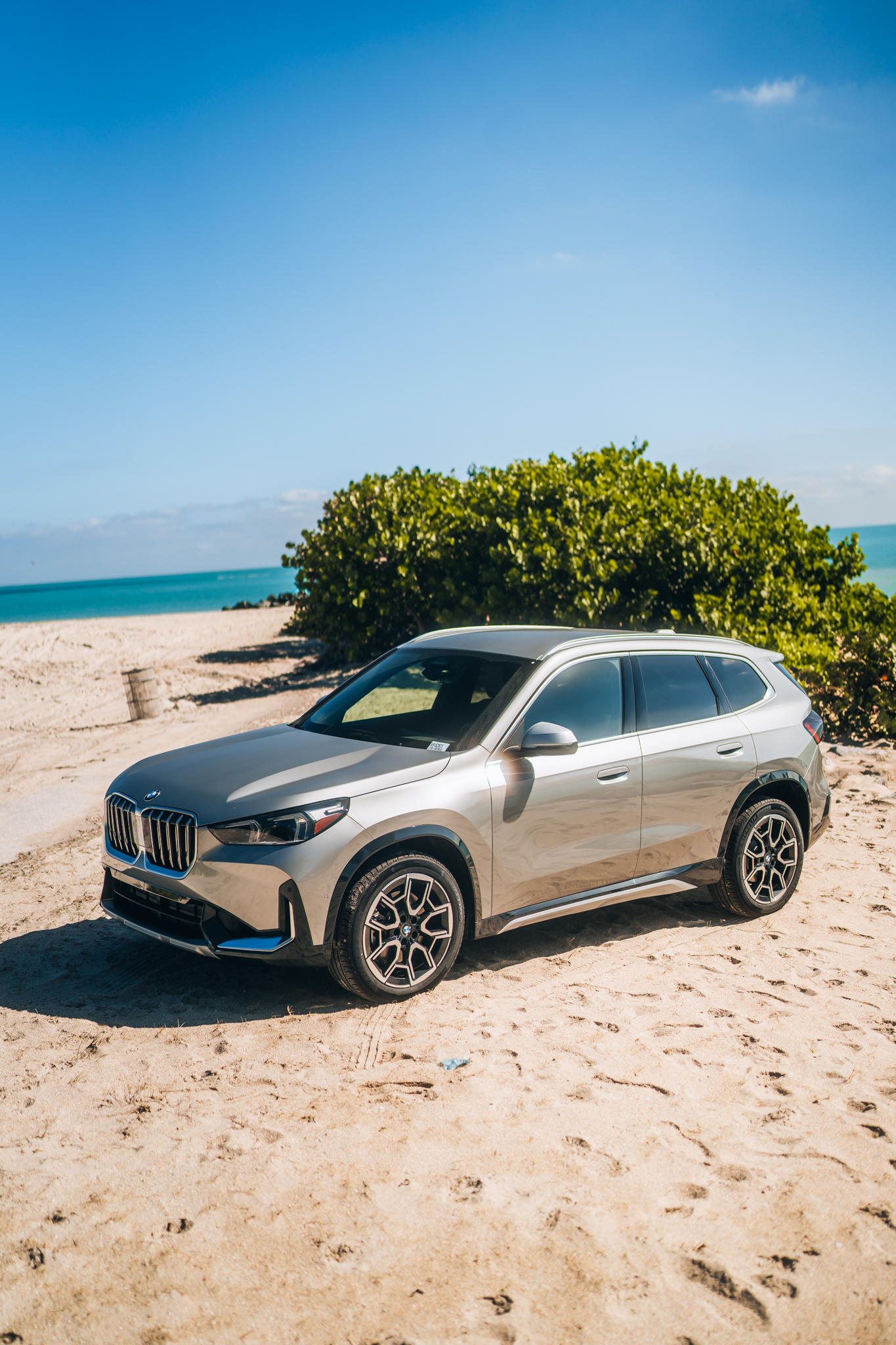 BMW X1 xDrive28i — front quarter view