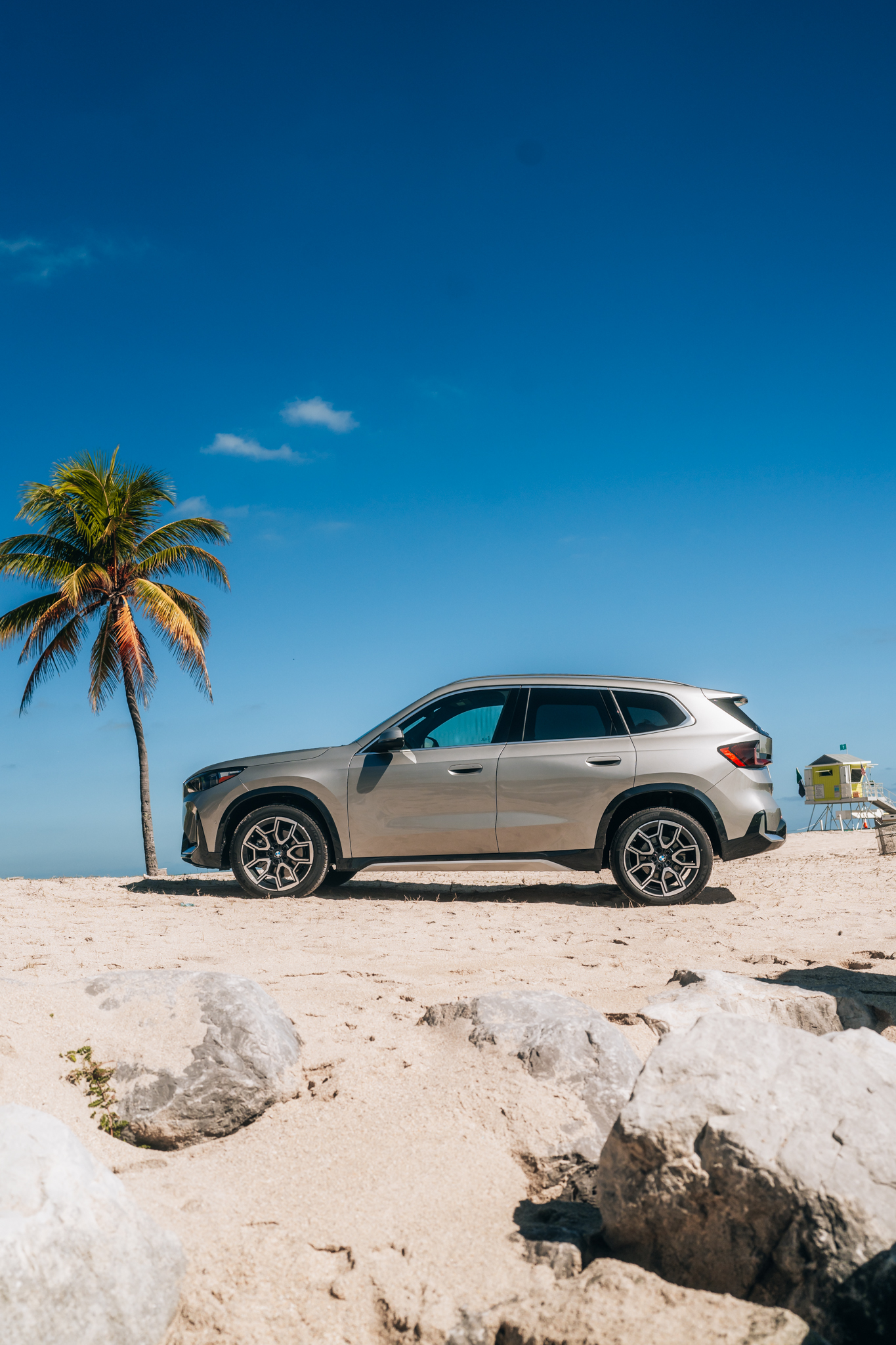 BMW X1 xDrive28i side profile